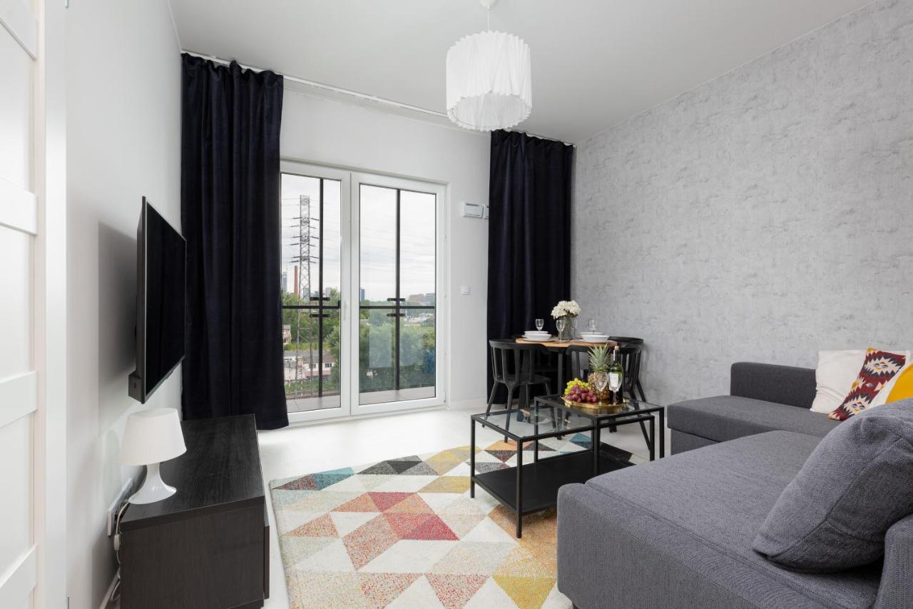 Business Center Apartments Warsaw Wola By Noclegi Renters Esterno foto
