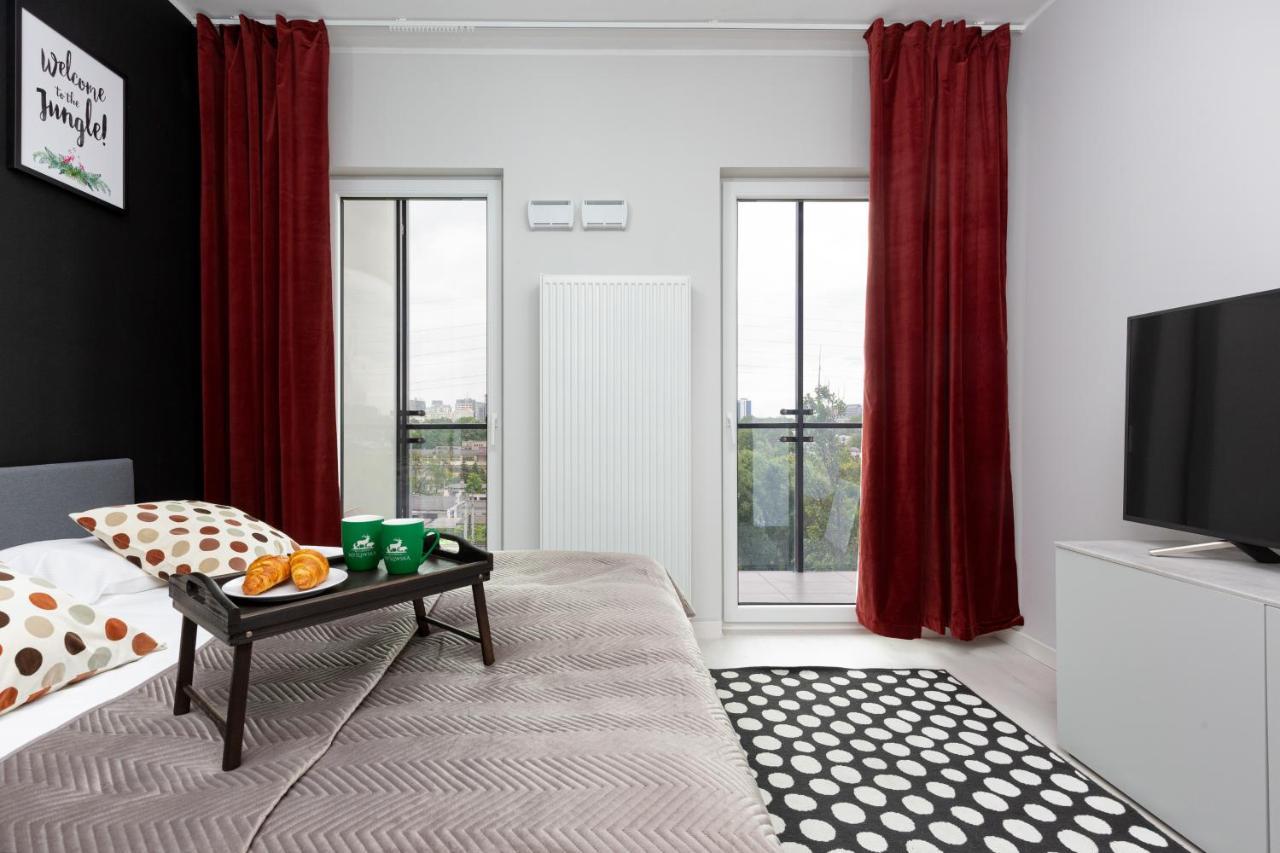 Business Center Apartments Warsaw Wola By Noclegi Renters Esterno foto